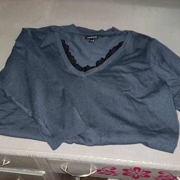 Sweater - Picture 2 of 2